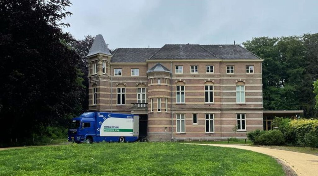 2107ZorgKasteelVerhuizing zorgverhuizing op bijzondere locatie