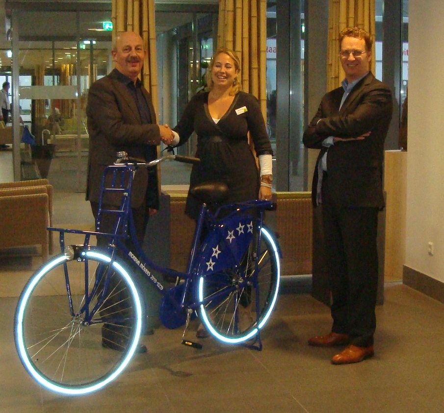 Mondial blauwe fiets uitgifte