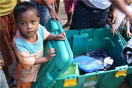 Mondial Vogel Verhuizingen promoot Shelterbox